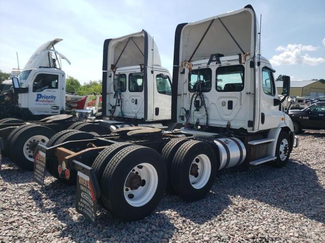 3AKJGBDVXESGA1077 - 2014 FREIGHTLINER CASCADIA 1 WHITE photo 4