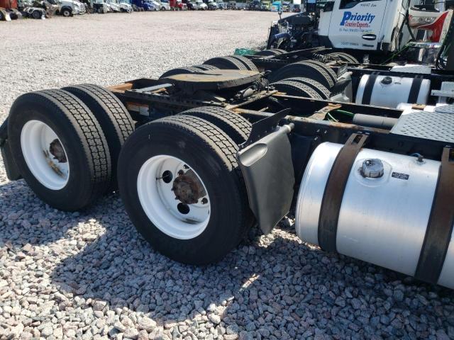 3AKJGBDVXESGA1077 - 2014 FREIGHTLINER CASCADIA 1 WHITE photo 6