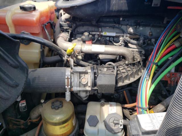 3AKJGBDVXESGA1077 - 2014 FREIGHTLINER CASCADIA 1 WHITE photo 7