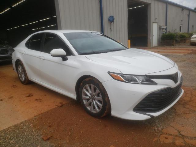 4T1C11AK3LU945467 - 2020 TOYOTA CAMRY LE WHITE photo 4