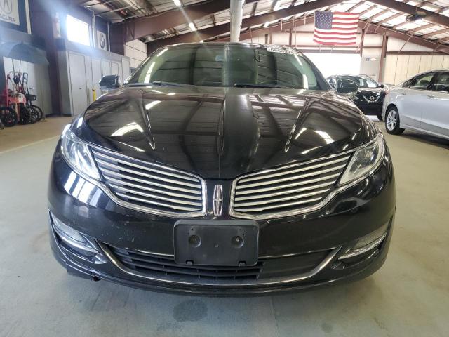 3LN6L2J95GR601064 - 2016 LINCOLN MKZ BLACK photo 5