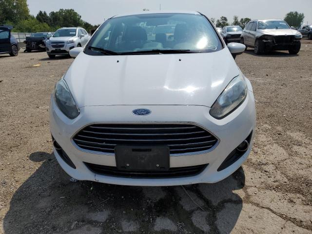 3FADP4BJ0KM148696 - 2019 FORD FIESTA SE 白色 照片 5