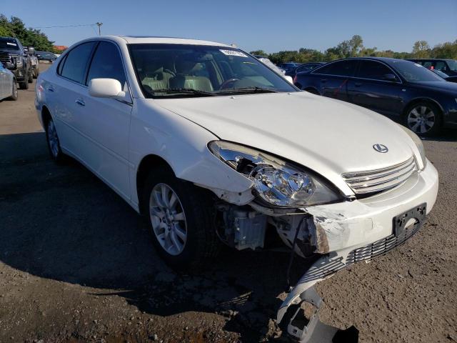 JTHBF30G820082308 - 2002 LEXUS ES 300 WHITE photo 4