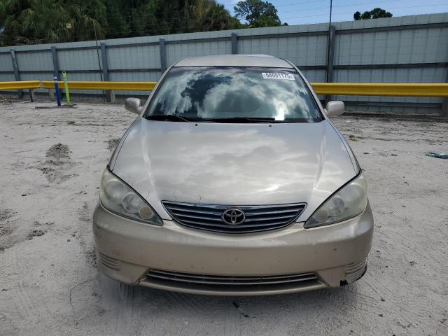 4T1BE32K15U039346 - 2005 TOYOTA CAMRY LE TAN photo 5