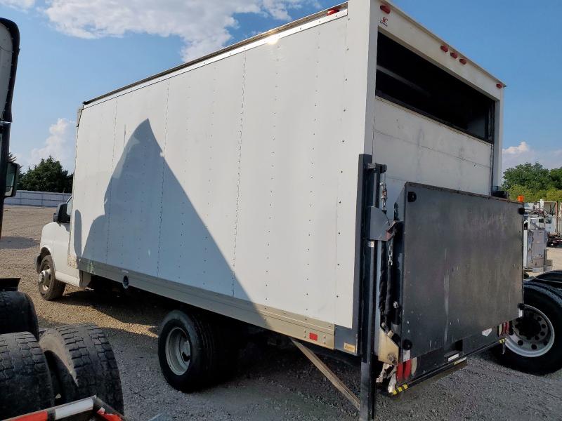 1GB3G4CG2F1113903 - 2015 CHEVROLET EXPRESS G3 Blanco foto 2