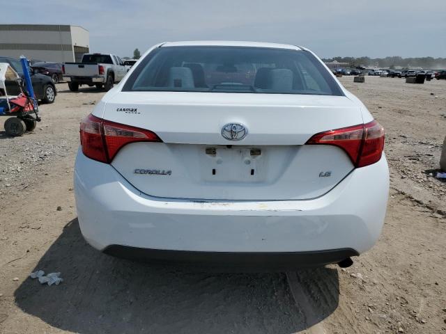 5YFBURHE5KP892692 - 2019 TOYOTA COROLLA L WHITE photo 6