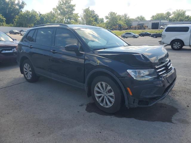 3VV1B7AX4KM181866 - 2019 VOLKSWAGEN TIGUAN S Noir photo 4