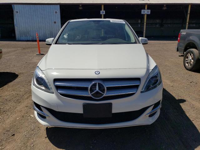 WDDVP9AB7EJ003555 - 2014 MERCEDES-BENZ B ELECTRIC WHITE photo 5