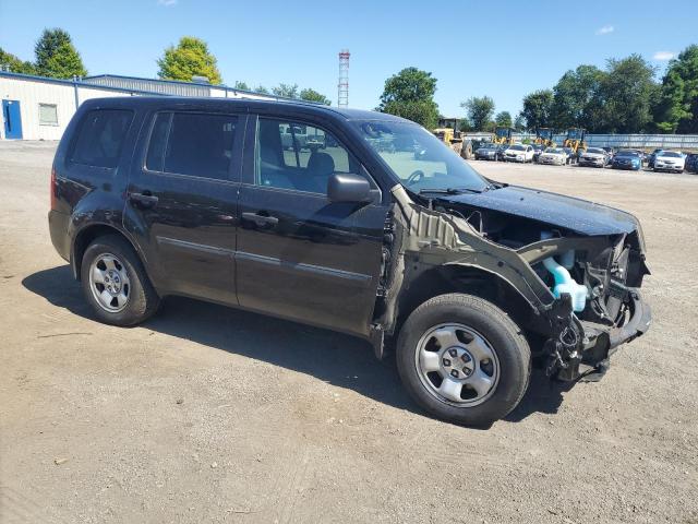 5FNYF3H29CB032556 - 2012 HONDA PILOT LX BLACK photo 4