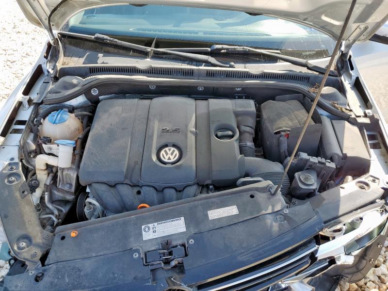 3VWDX7AJXDM392255 - 2013 VOLKSWAGEN JETTA SE ვერცხლისფერი ფოტო 11