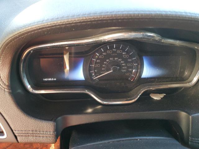 2LMHJ5FK3JBL01111 - 2018 LINCOLN MKT BLUE photo 9