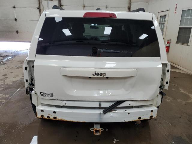 1J4NT2GB2AD519636 - 2010 JEEP PATRIOT SPORT WHITE photo 6