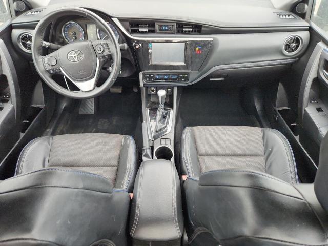 5YFBURHE3JP820842 - 2018 TOYOTA COROLLA L 灰色 照片 8