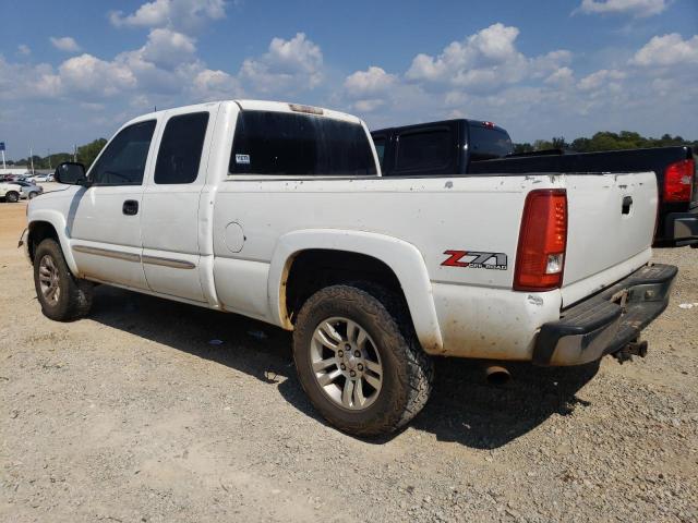 2GTEK19T441151226 - 2004 GMC NEW SIERRA K1500 WHITE photo 2