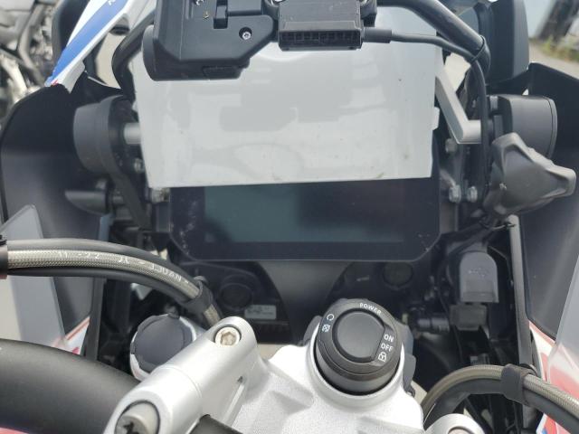 WB10M1304P6H45024 - 2023 BMW R 1250 GS ADVENTURE WHITE photo 7