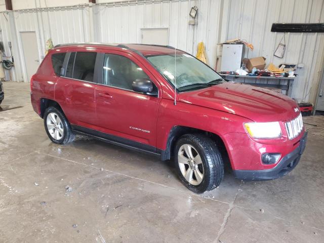 1C4NJDEB4DD274627 - 2013 JEEP COMPASS LATITUDE Темно-червоний фото 4