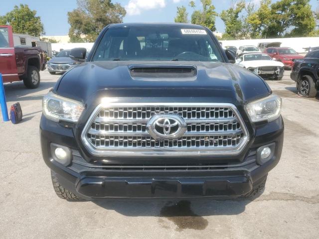 5TFDZ5BN3HX013664 - 2017 TOYOTA TACOMA DOUBLE CAB BLACK photo 5