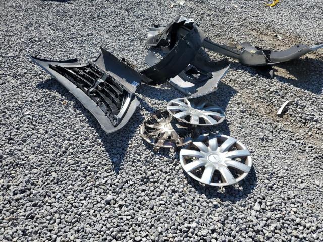 3N1CN7AP5JL882048 - 2018 NISSAN VERSA S 银色 照片 12