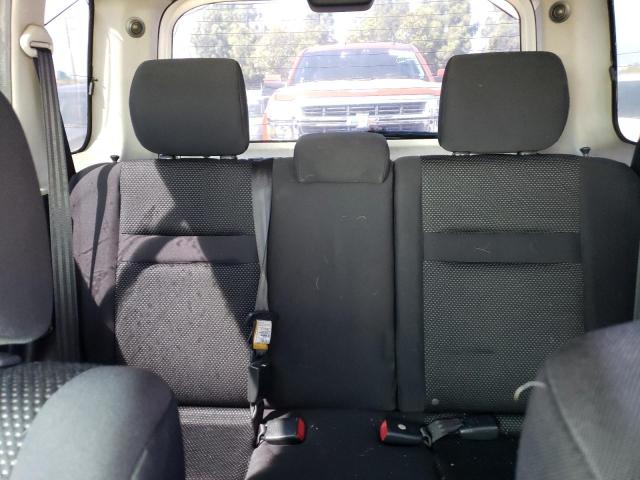 JTLKT334050206480 - 2005 SCION XB XB 白色 照片 10