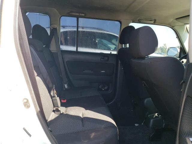 JTLKT334050206480 - 2005 SCION XB XB 白色 照片 11