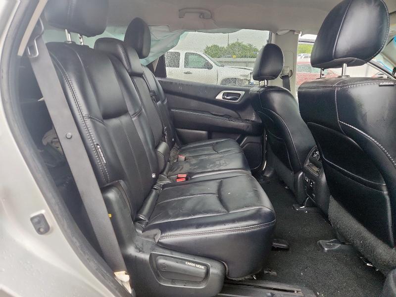 5N1DR2MMXKC644716 - 2019 NISSAN PATHFINDER S Silber Foto 10