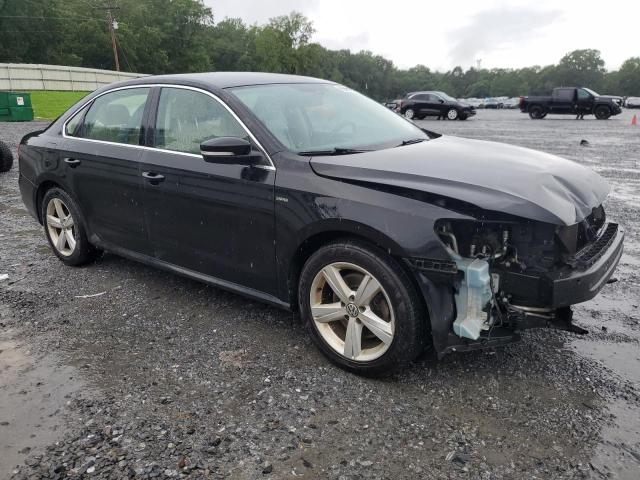 1VWAT7A36FC116000 - 2015 VOLKSWAGEN PASSAT S BLACK photo 4