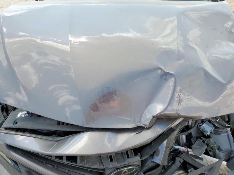 4T1G11AK7NU662235 - 2022 TOYOTA CAMRY SE GRAY photo 11