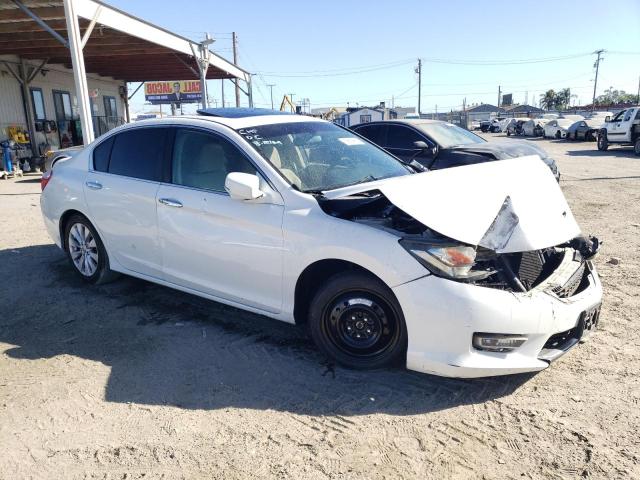 1HGCR2F76DA232350 - 2013 HONDA ACCORD EX WHITE photo 4