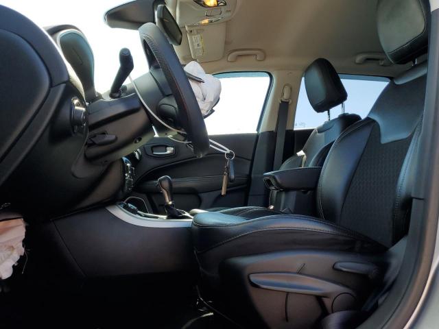 3C4NJDBB2LT129891 - 2020 JEEP COMPASS LATITUDE SILVER photo 7