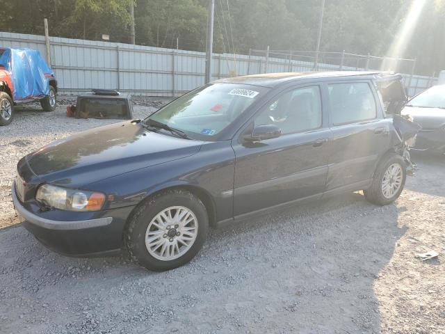 2004 VOLVO V70, 