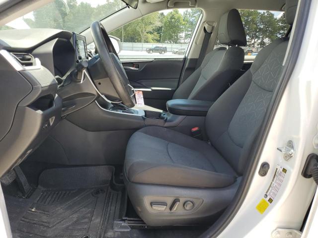 2T3W1RFV8MC107380 - 2021 TOYOTA RAV4 XLE WHITE photo 7