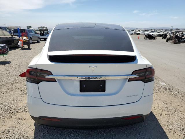 5YJXCDE23LF262706 - 2020 TESLA MODEL X თეთრი ფოტო 6