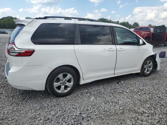 5TDKZ3DC1KS993349 - 2019 TOYOTA SIENNA LE WHITE photo 3