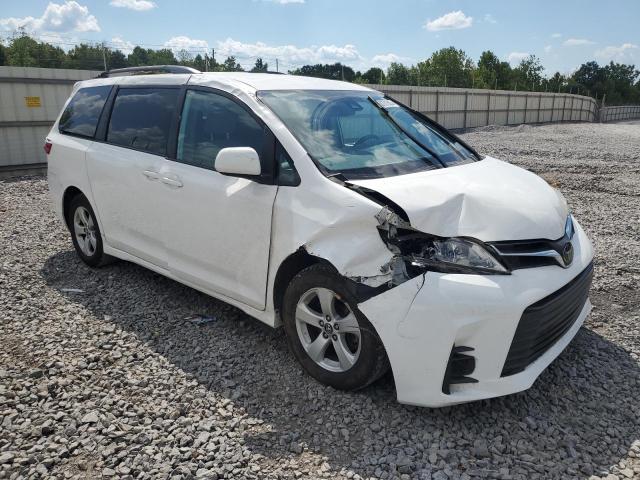 5TDKZ3DC1KS993349 - 2019 TOYOTA SIENNA LE WHITE photo 4