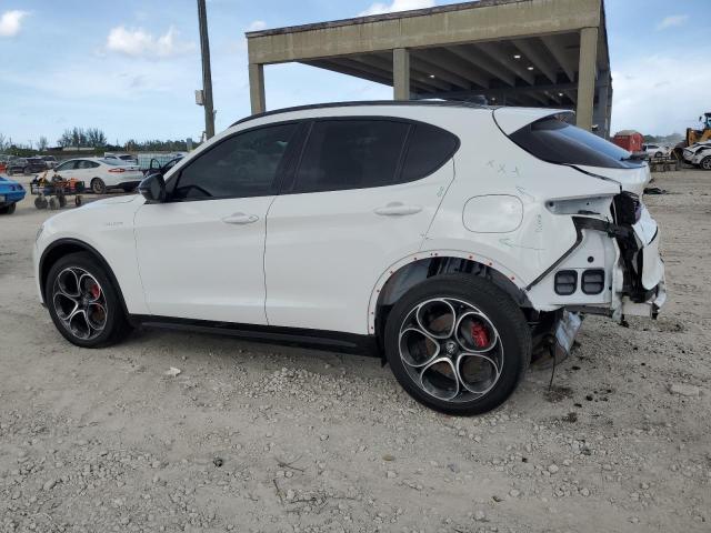 ZASPAKBNXR7D77771 - 2024 ALFA ROMEO STELVIO TI WHITE photo 2
