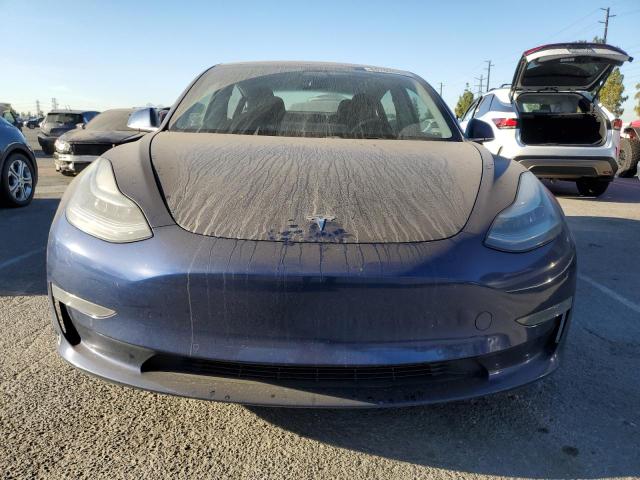 5YJ3E1EA4JF048383 - 2018 TESLA MODEL 3 蓝色 照片 5