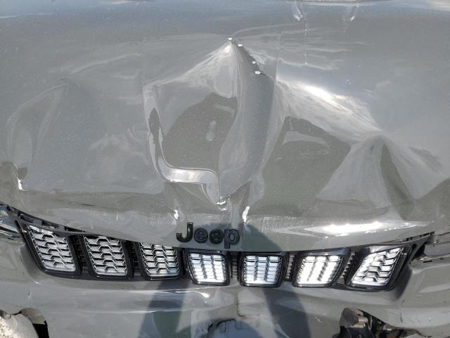 1C4RJFAG9LC436920 - 2020 JEEP GRAND CHEROKEE LAREDO GRAY photo 12