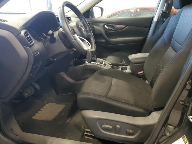KNMAT2MV6JP558134 - 2018 NISSAN ROGUE S Czarny zdjęcie 7