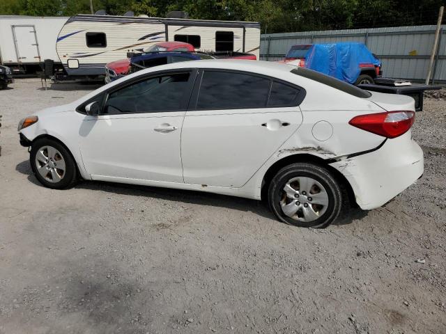 KNAFK4A68G5505454 - 2016 KIA FORTE LX WHITE photo 2