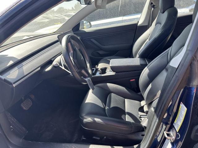 5YJ3E1EA4JF037013 - 2018 TESLA MODEL 3 Blau Foto 7