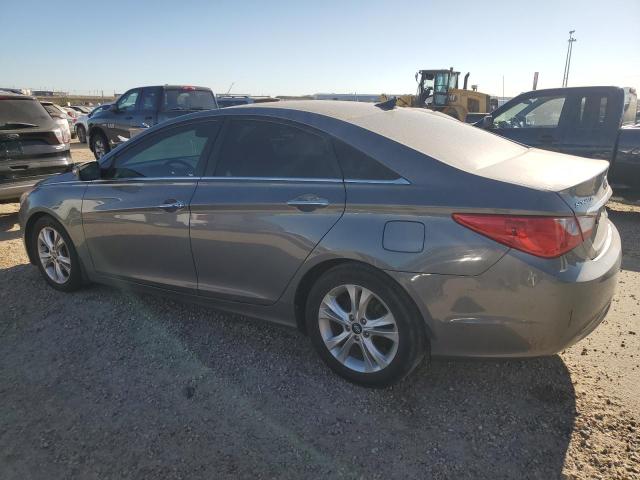 5NPEC4AC8DH609598 - 2013 HYUNDAI SONATA SE 灰色 照片 2