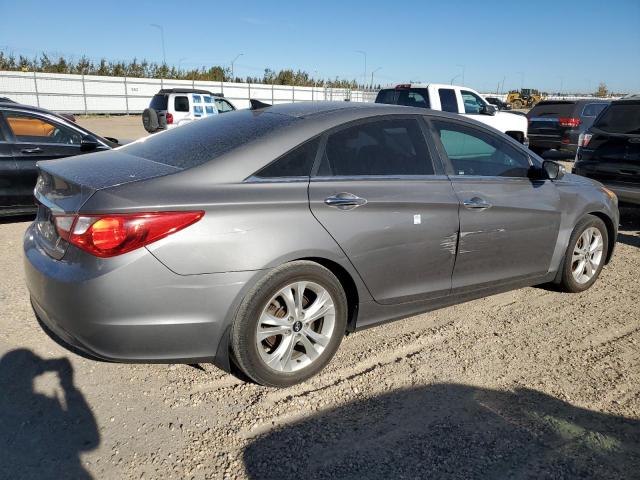 5NPEC4AC8DH609598 - 2013 HYUNDAI SONATA SE 灰色 照片 3