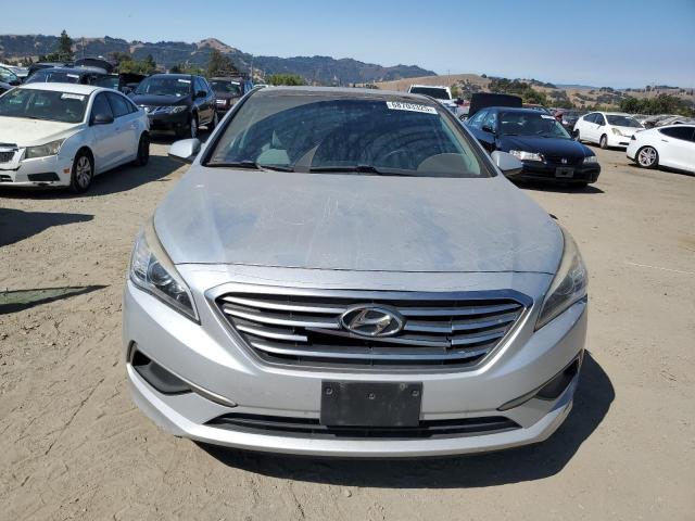 5NPE24AF0GH384644 - 2016 HYUNDAI SONATA SE ვერცხლისფერი ფოტო 5