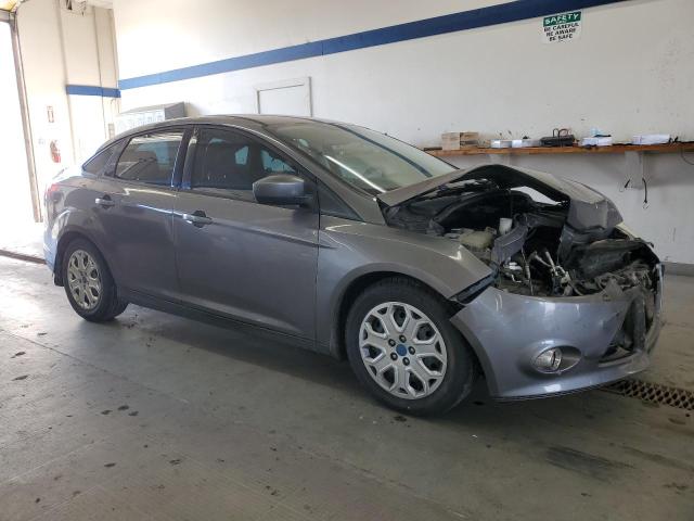 1FAHP3F2XCL274310 - 2012 FORD FOCUS SE GRAY photo 4