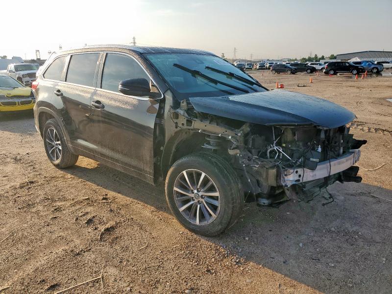 5TDKZRFH6KS564929 - 2019 TOYOTA HIGHLANDER SE 黑色 照片 4