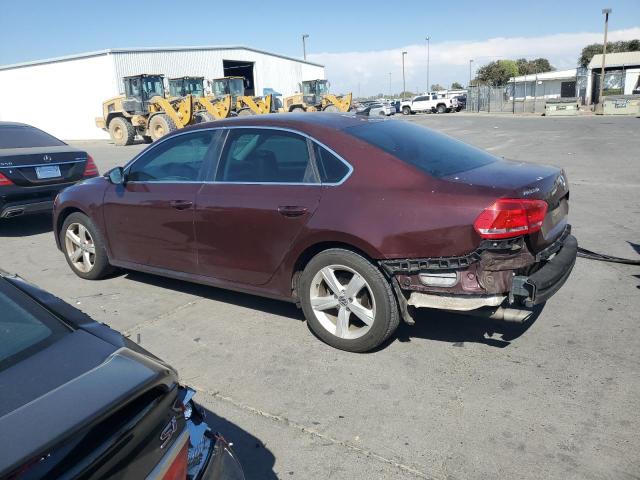 1VWBN7A3XCC098529 - 2012 VOLKSWAGEN PASSAT SE 勃艮第红 照片 2