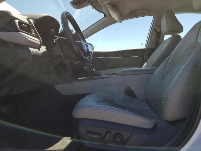 4T1G11AK0NU717575 - 2022 TOYOTA CAMRY SE 白色 照片 7