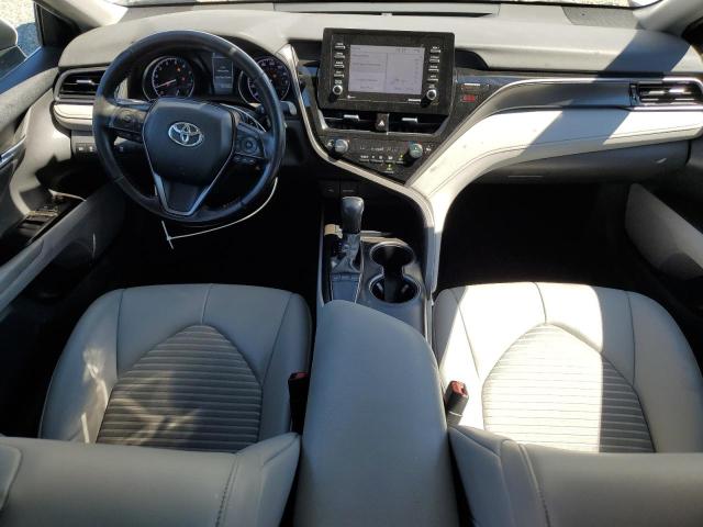 4T1G11AK0NU717575 - 2022 TOYOTA CAMRY SE 白色 照片 8