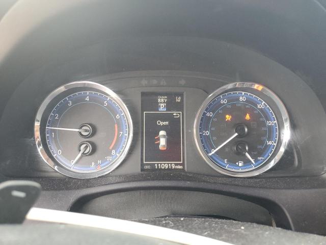 5YFBURHE5JP830580 - 2018 TOYOTA COROLLA L BLUE photo 9