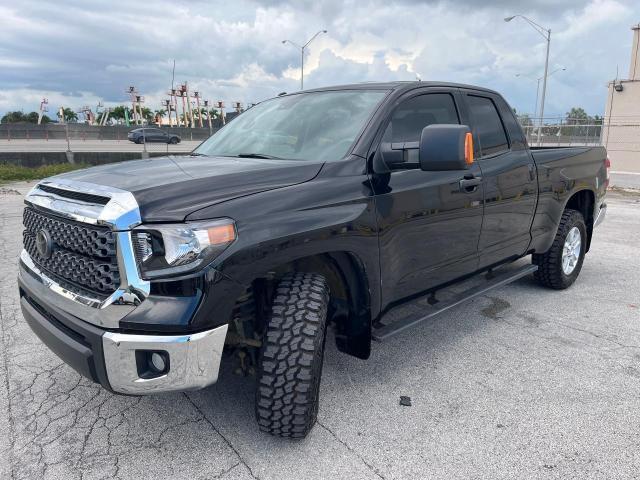 5TFRM5F16JX125683 - 2018 TOYOTA TUNDRA DOUBLE CAB SR/SR5 BLACK photo 2